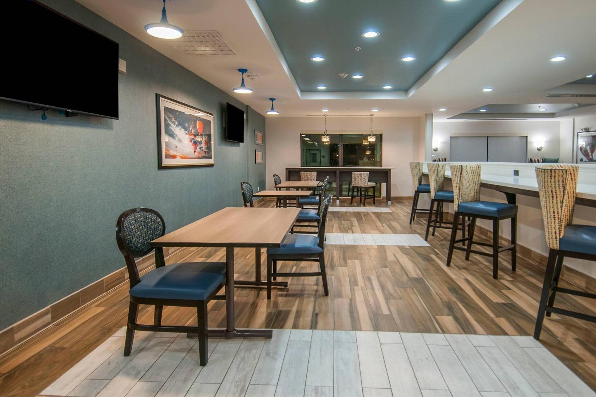 Towneplace Suites By Marriott Vidalia Riverfront Extérieur photo